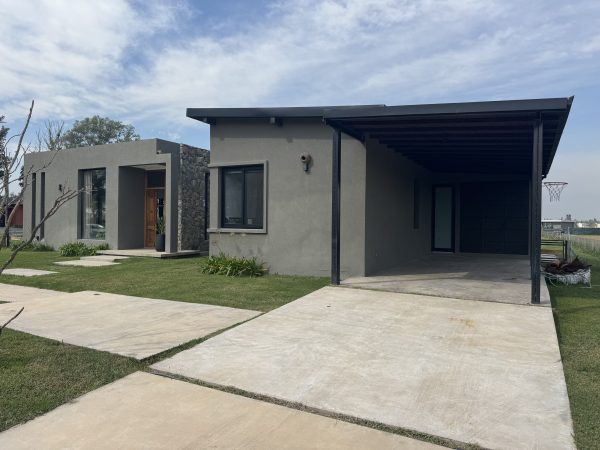 CASA EN B° SAN ROQUE, COMARCAS - Imagen 6