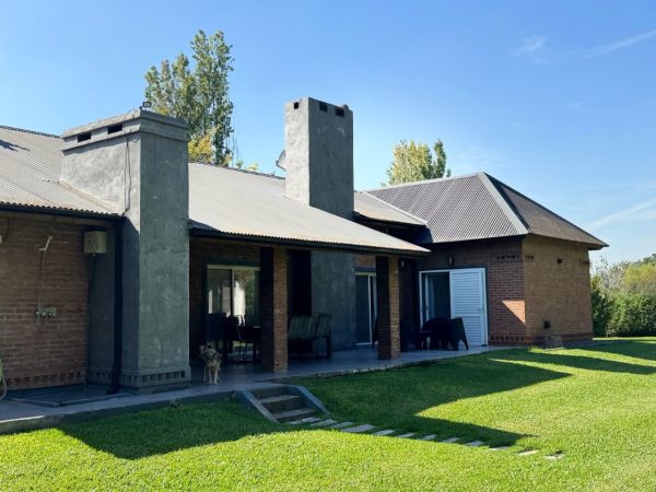 CASA EN B° SANTA MATILDE, COMARCAS - Imagen 24
