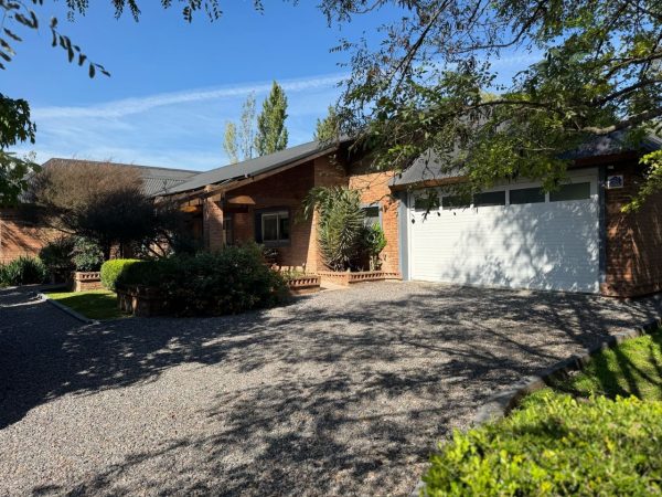 CASA EN B° SANTA MATILDE, COMARCAS - Imagen 5