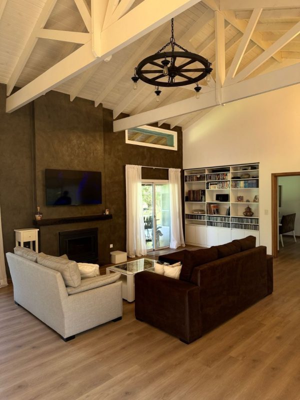 CASA EN B° SANTA MATILDE, COMARCAS - Imagen 7