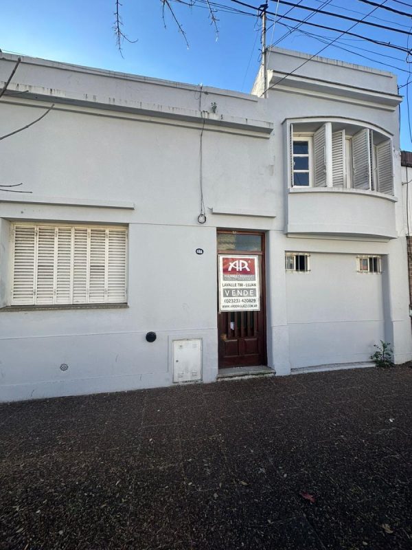 CASA CENTRICA EN CALLE LAS HERAS