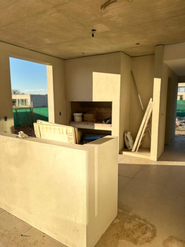 CASA EN BARRIO LA CONCEPCIÓN - Imagen 12