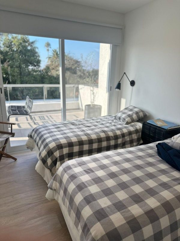 DEPARTAMENTO EN AV. HUMBERTO - Imagen 9