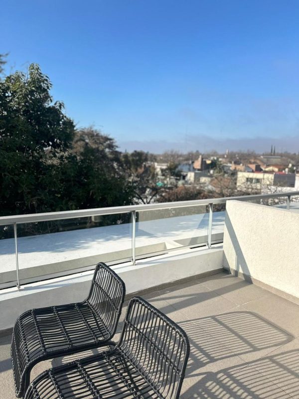 DEPARTAMENTO EN AV. HUMBERTO - Imagen 13